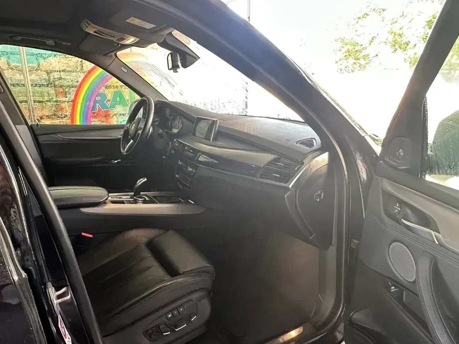 BMW X5 xDrive40d — imagine 7