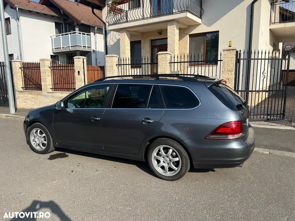 Volkswagen Golf — imagine 3