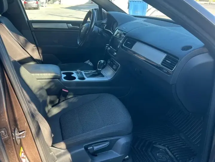 Volkswagen Touareg 3.0 V6 TDI Tipt.