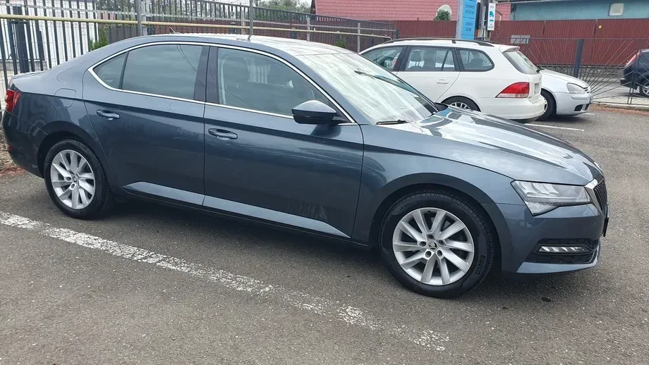 Škoda Superb III 2.0 TDI 4X4 DSG Ambition — imagine 3