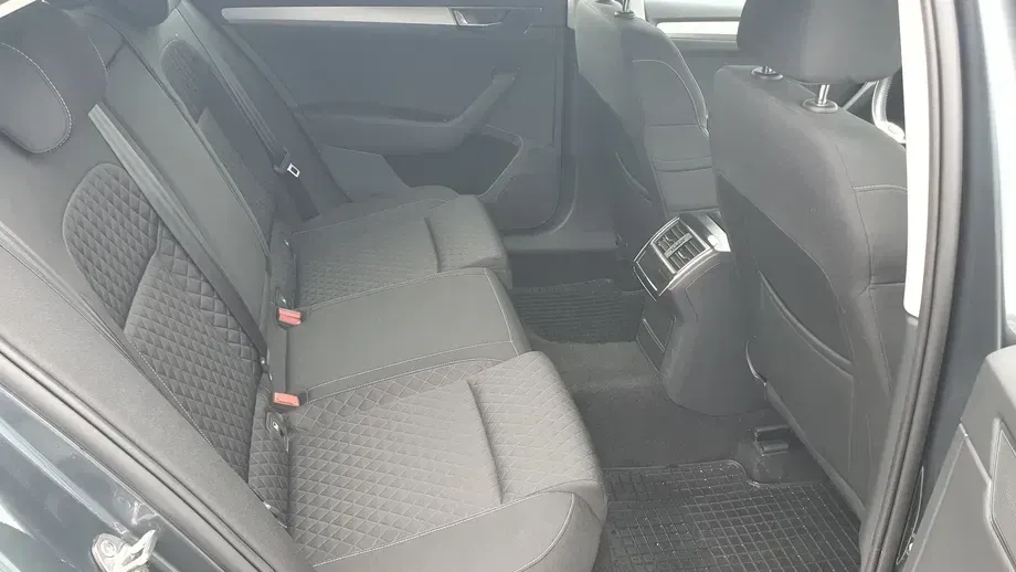 Škoda Superb III 2.0 TDI 4X4 DSG Ambition — imagine 8