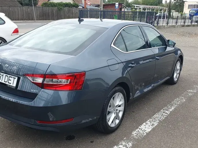 Škoda Superb III 2.0 TDI 4X4 DSG Ambition