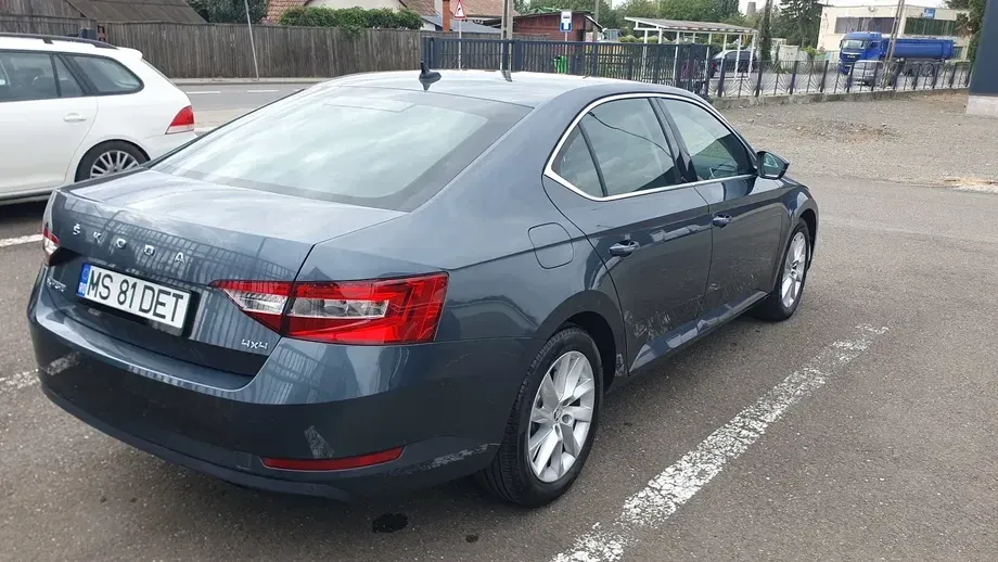 Škoda Superb III 2.0 TDI 4X4 DSG Ambition — imagine 6