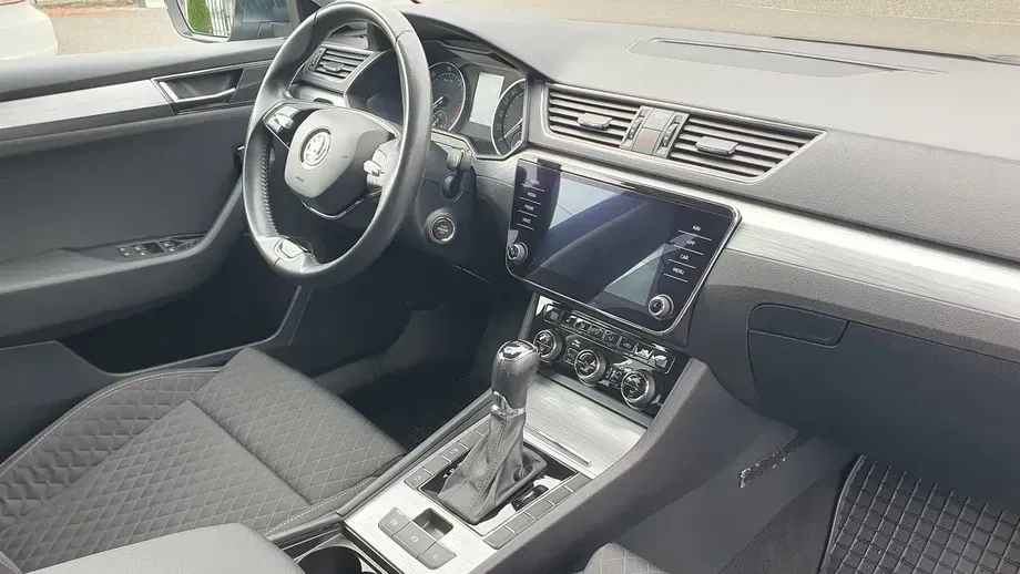 Škoda Superb III 2.0 TDI 4X4 DSG Ambition — imagine 10