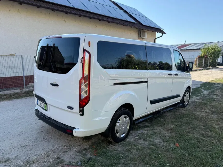 Ford Transit Custom — imagine 3