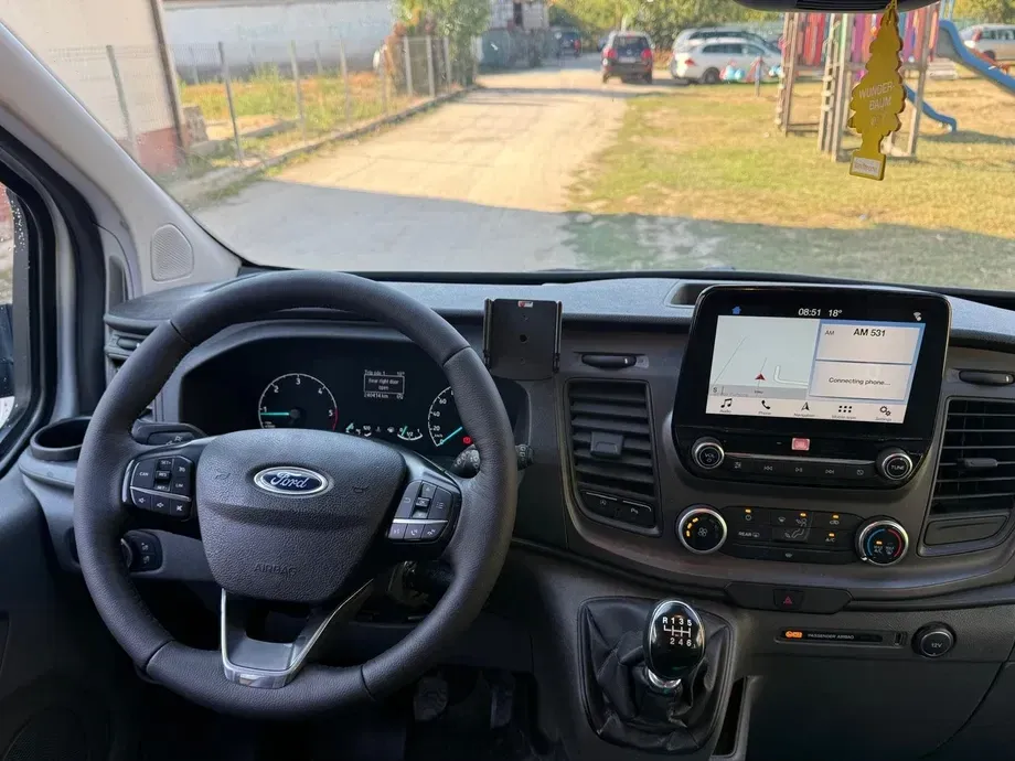Ford Transit Custom — imagine 5