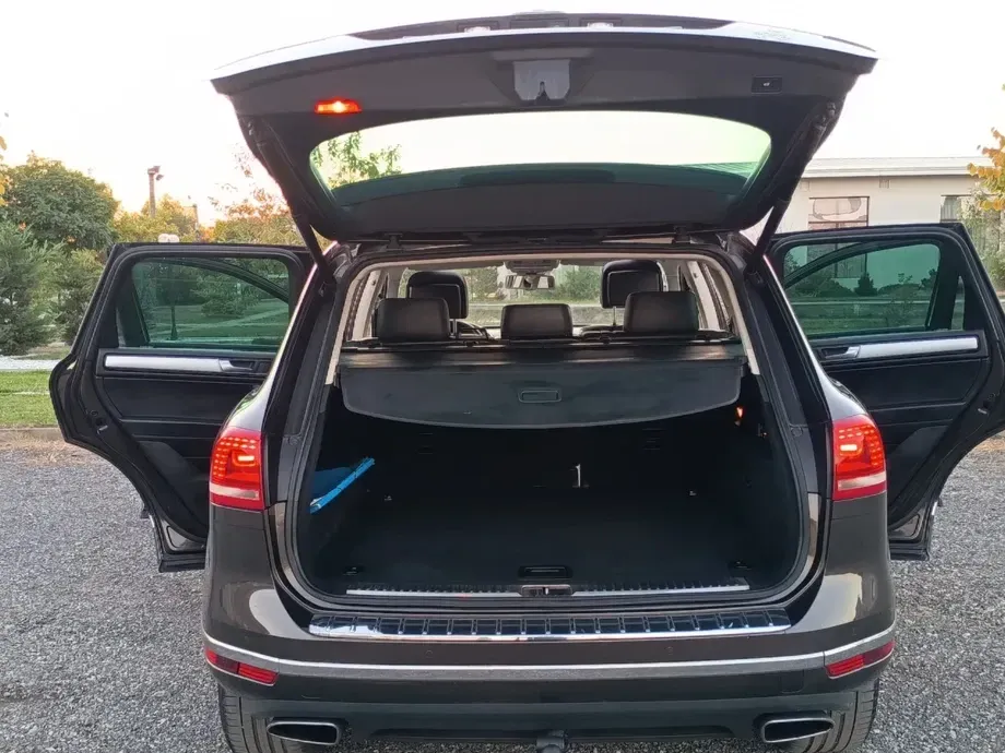 Volkswagen Touareg — imagine 8