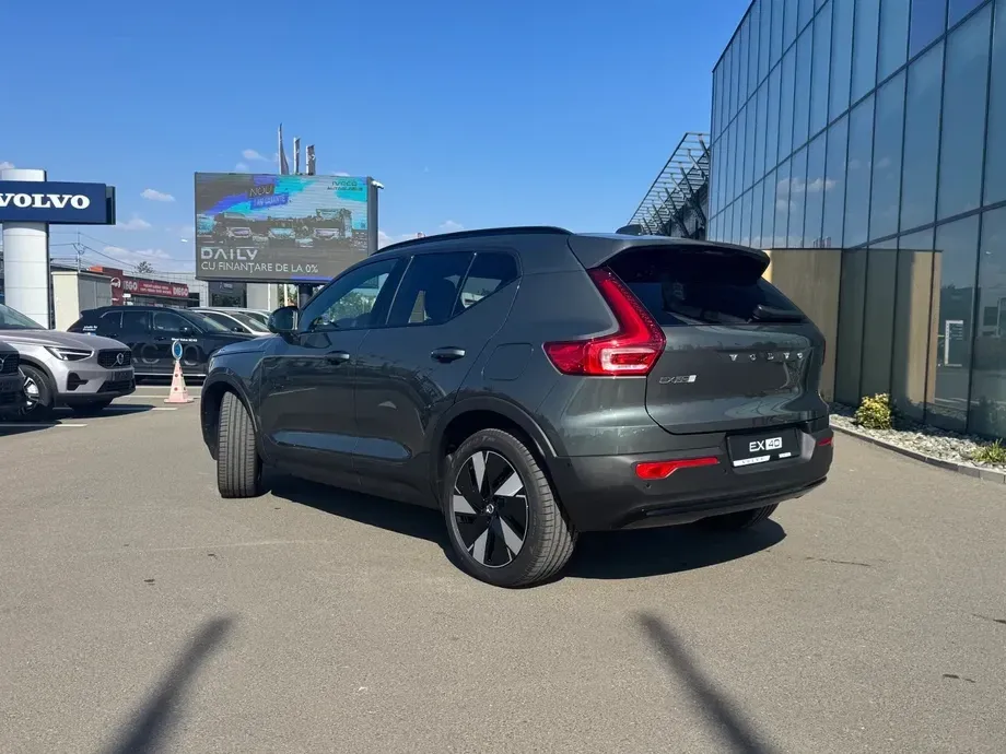 Volvo XC 40 Recharge Single Motor Extended Range RWD Plus — imagine 3