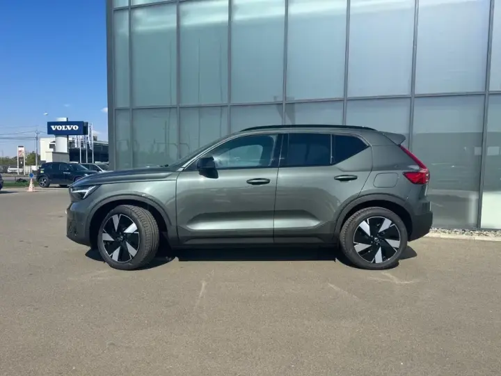 Volvo XC 40 Recharge Single Motor Extended Range RWD Plus