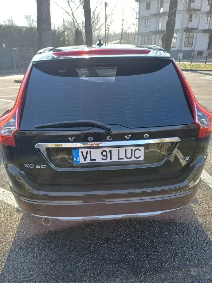 Volvo XC 60 — imagine 10
