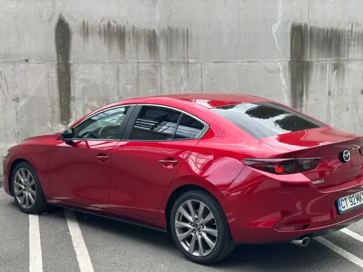 Mazda 3 IV