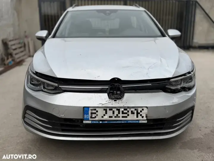 Volkswagen Golf 1.5 eTSI DSG MHEV Advanced