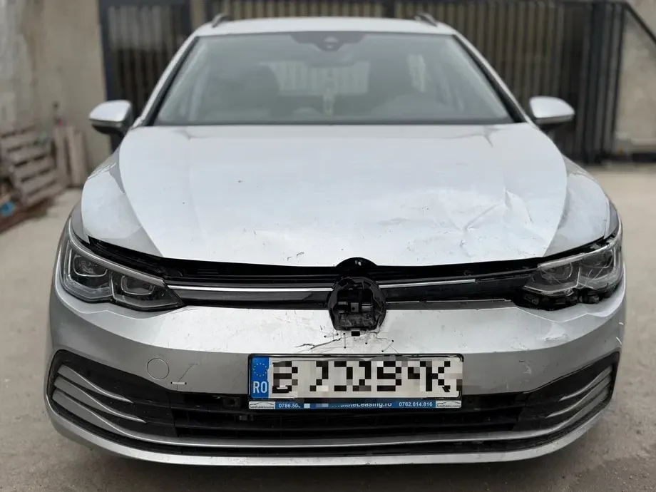 Volkswagen Golf 1.5 eTSI DSG MHEV Advanced — imagine 5