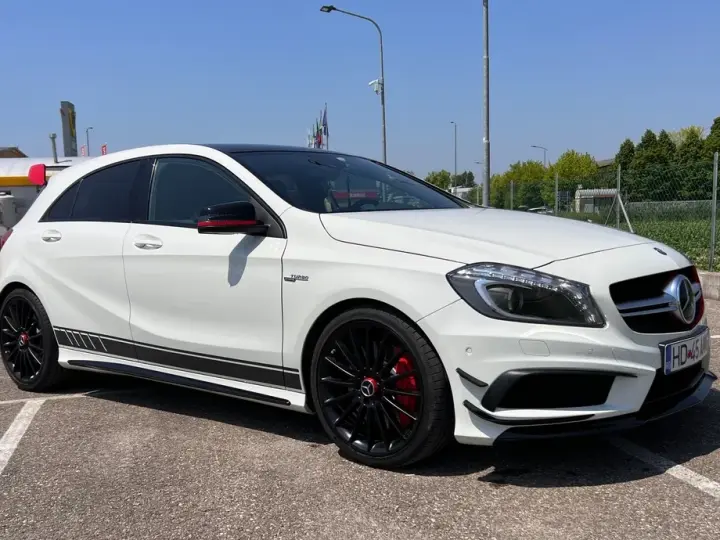 Mercedes-Benz A 45 AMG W176