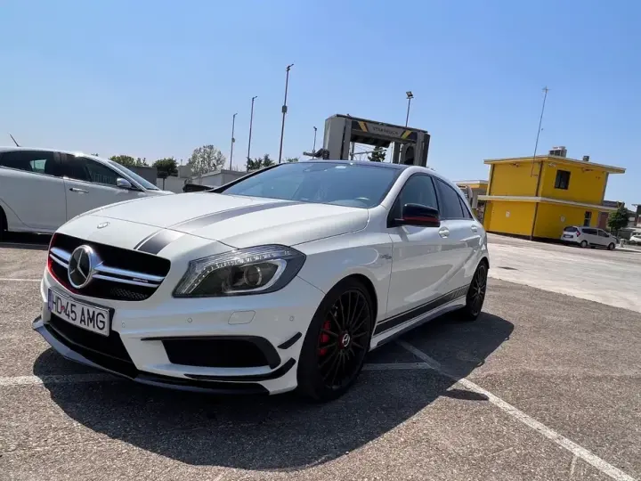 Mercedes-Benz A 45 AMG W176