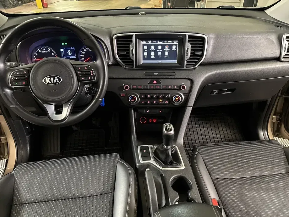 Kia Sportage — imagine 9