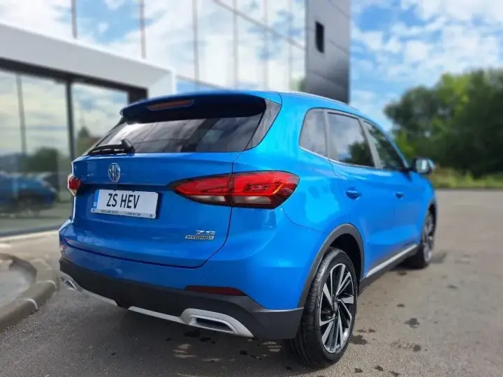 MG ZS HEV