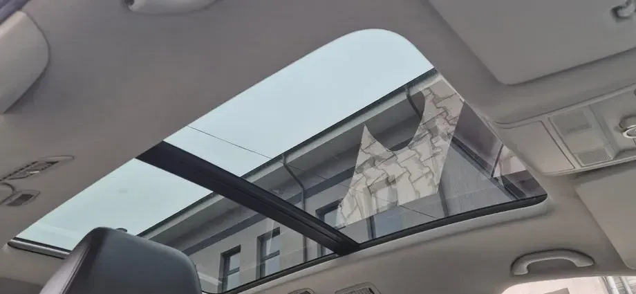 Volkswagen Sharan — imagine 8