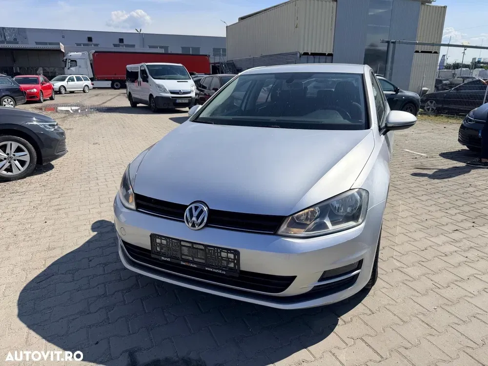 Volkswagen Golf 1.6 TDI BMT Comfortline — imagine 4