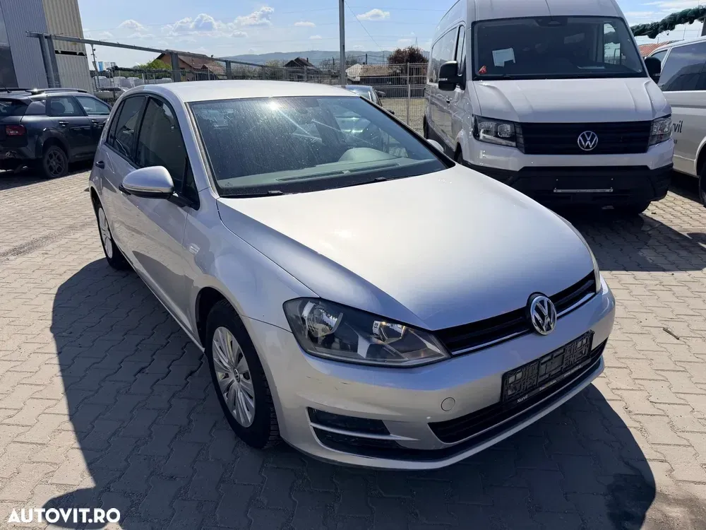 Volkswagen Golf 1.6 TDI BMT Comfortline — imagine 5