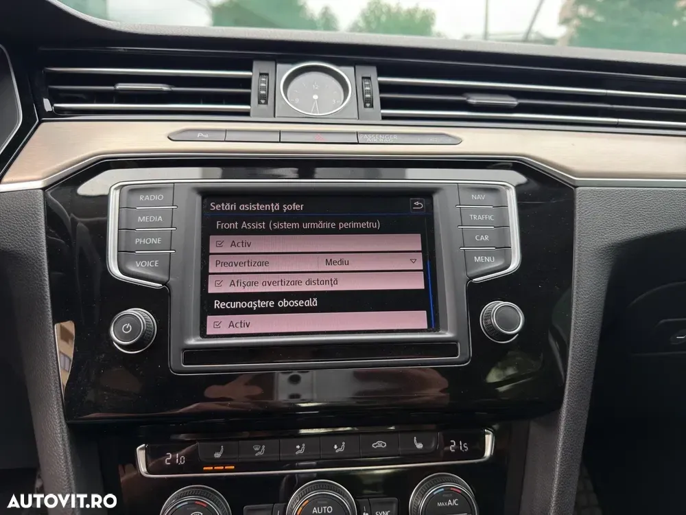 Volkswagen Passat — imagine 6