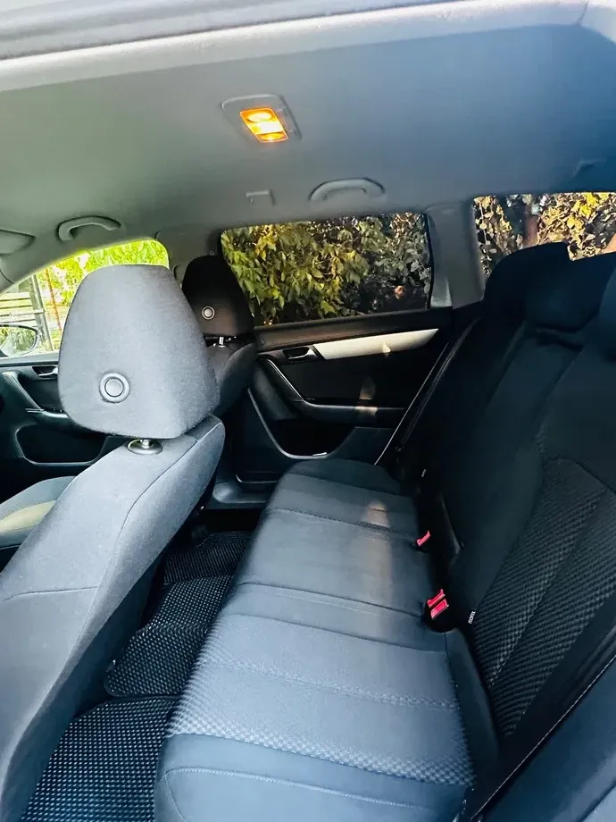 Volkswagen Passat B7 — imagine 9