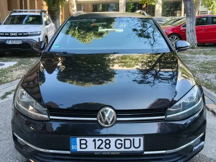 Volkswagen Golf VII 1.6 TDI DSG Comfortline