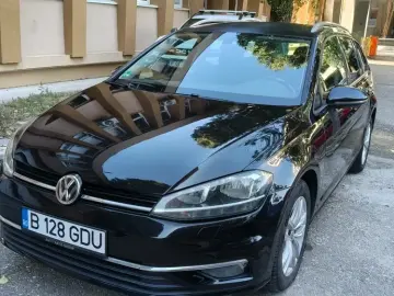 Volkswagen Golf VII 1.6 TDI DSG Comfortline