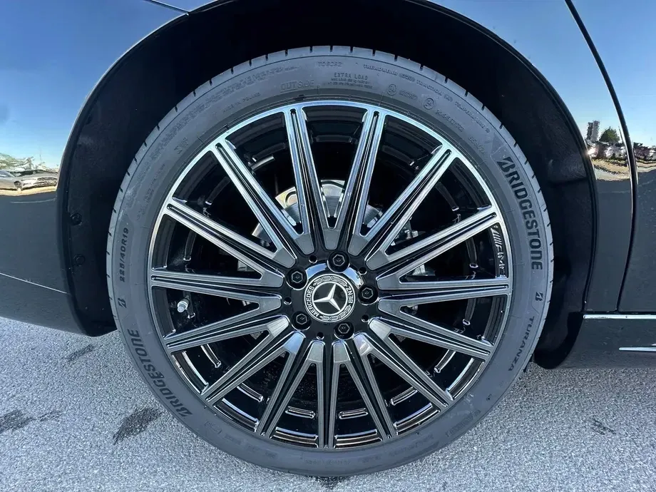 Mercedes-Benz CLA 200 — imagine 10