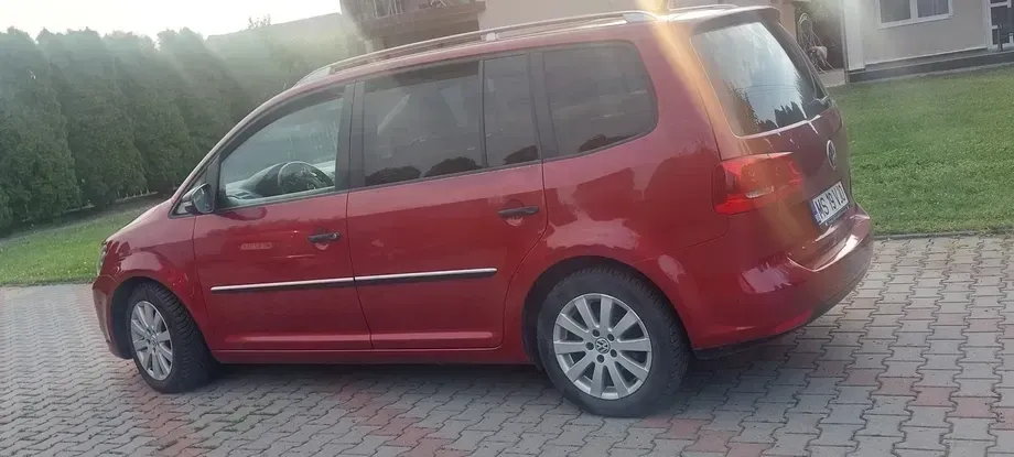 Volkswagen Touran — imagine 5