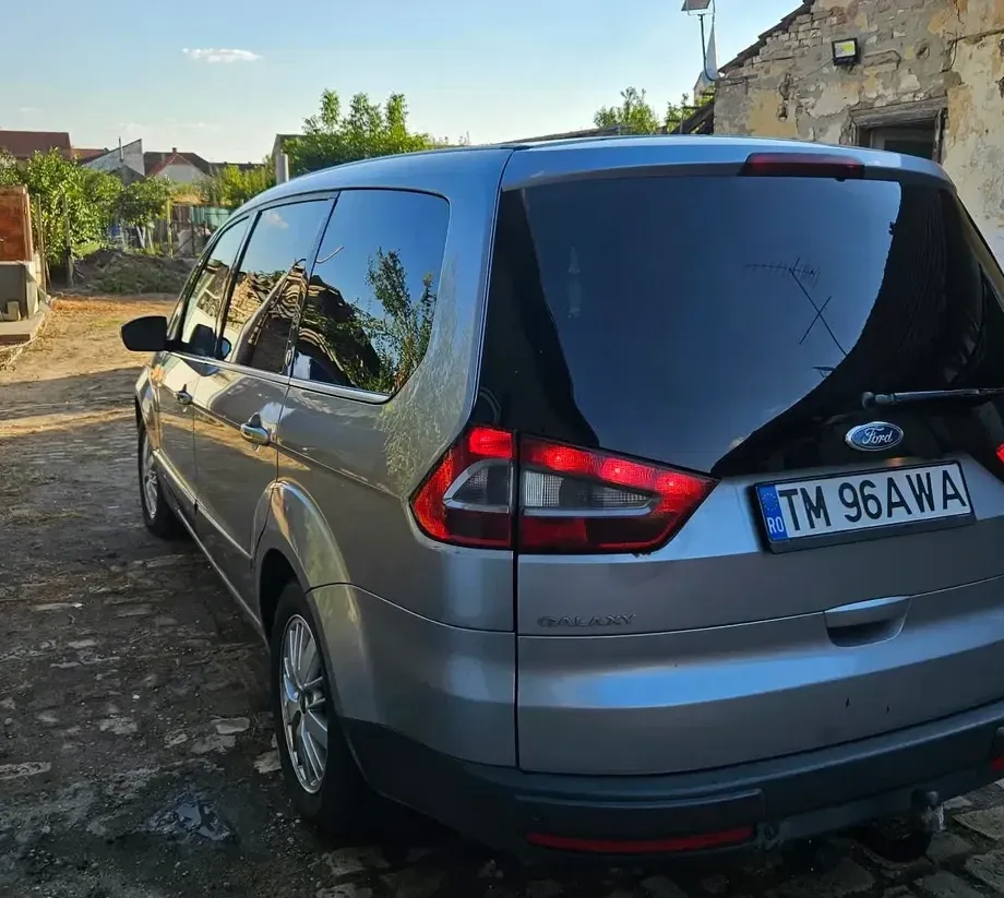 Ford Galaxy II 2.0 TDCi DPF Ghia — imagine 5
