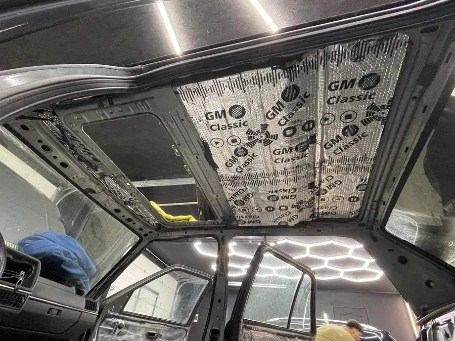 Volkswagen Jetta — imagine 5