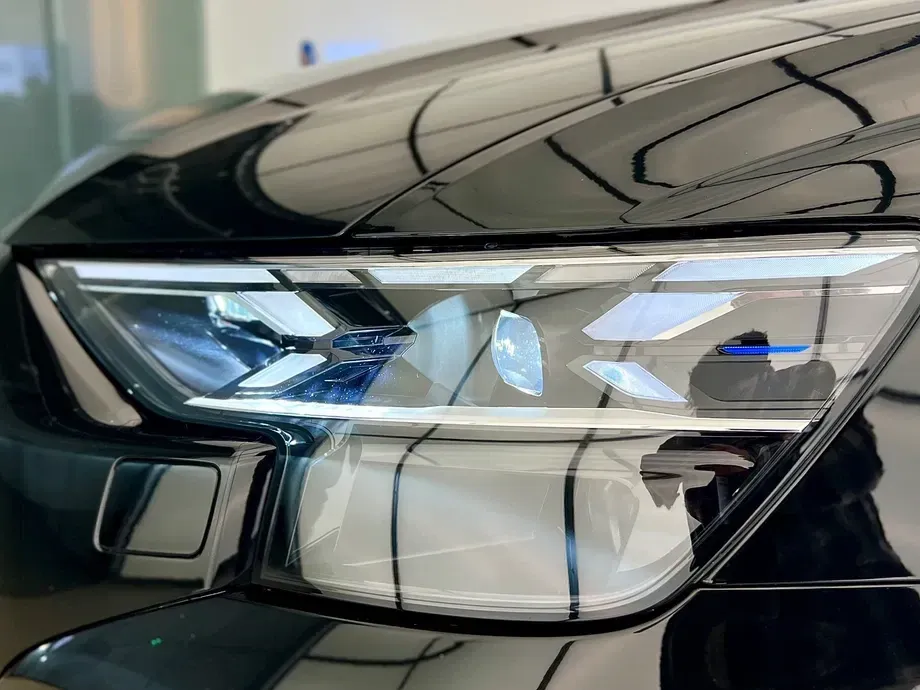 Audi Q8 50 TDI quattro Tiptronic MHEV — imagine 9