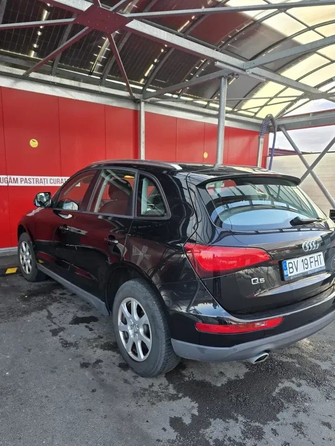 Audi Q5 2.0 TDI Quattro — imagine 6