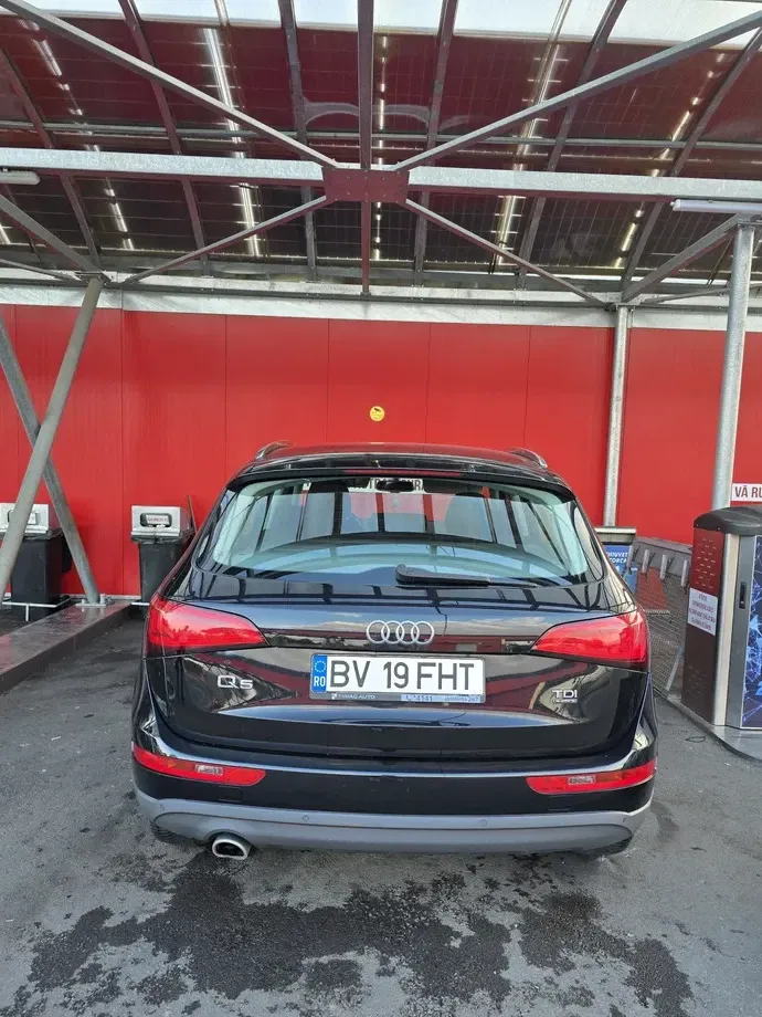 Audi Q5 2.0 TDI Quattro — imagine 2