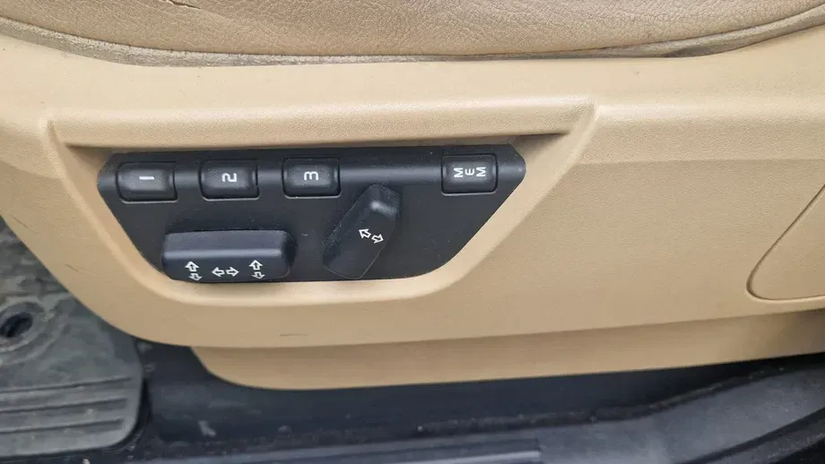 Land Rover Discovery III — imagine 9