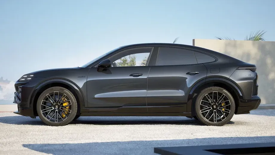 Porsche Cayenne Turbo 113 kWh — imagine 3