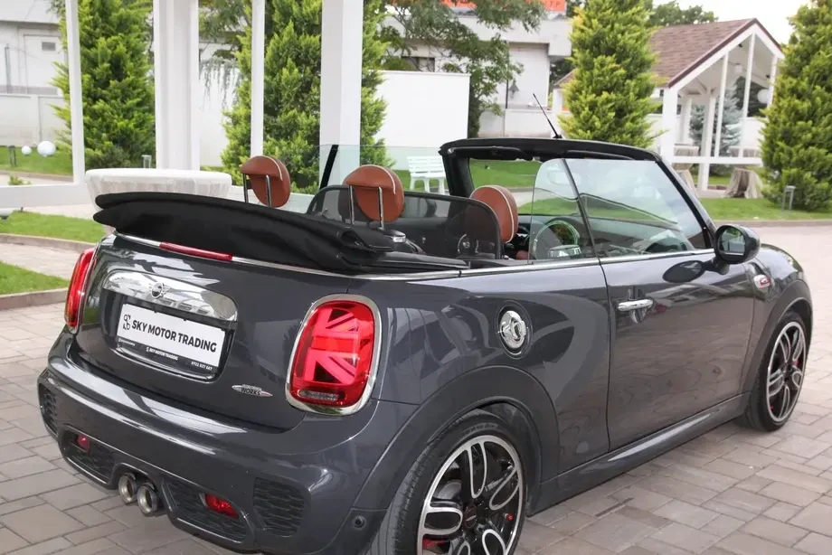 MINI John Cooper Works AT — imagine 4