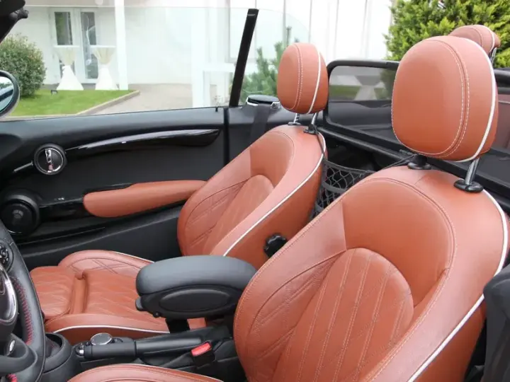 MINI John Cooper Works AT