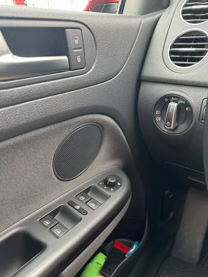 Volkswagen Golf Plus VI — imagine 9