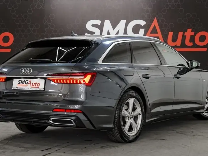 Audi A6 Avant C8