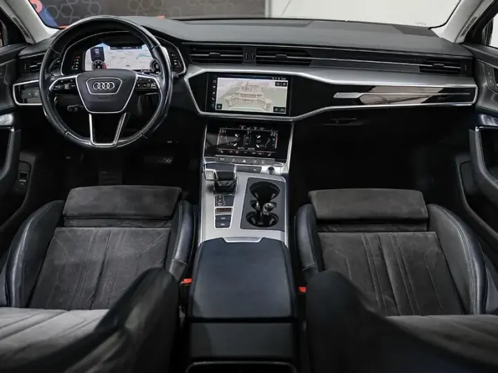 Audi A6 Avant C8