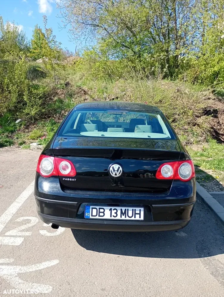 Volkswagen Passat 1.6 Comfortline — imagine 4