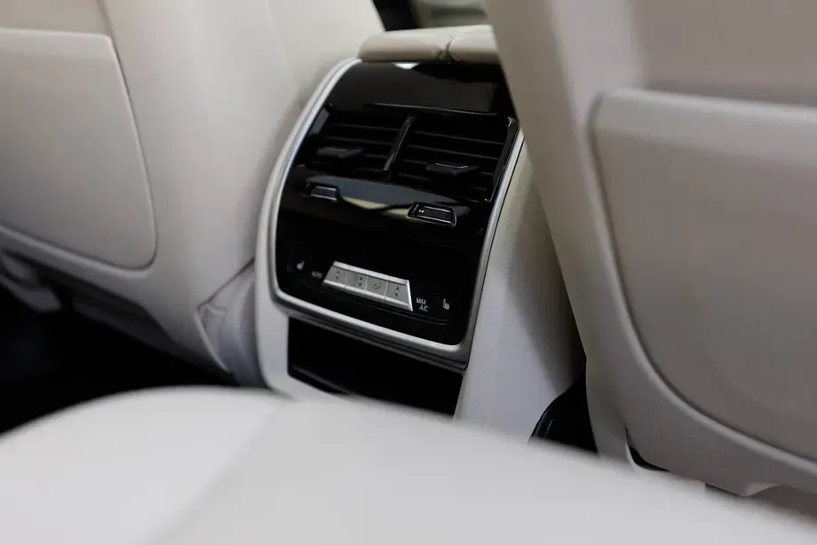 BMW X7 xDrive30d — imagine 10