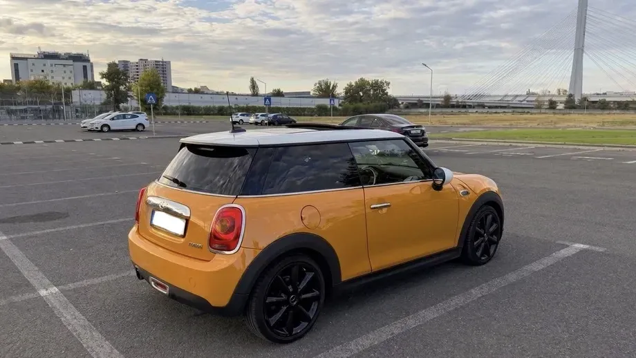 MINI Cooper — imagine 4
