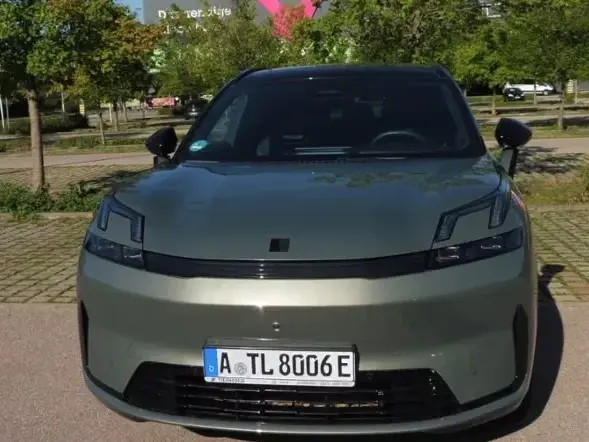 Lynk&Co 08
