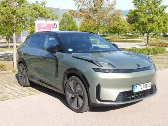 Lynk&Co 08