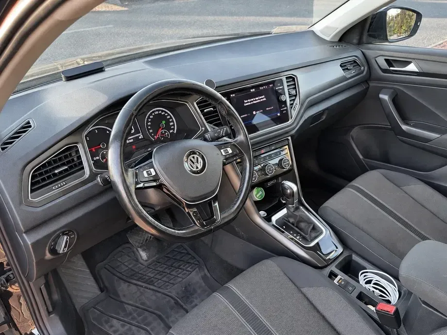 Volkswagen T-Roc 2.0 TDI DSG Design — imagine 8