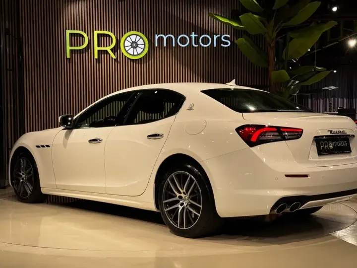 Maserati Ghibli