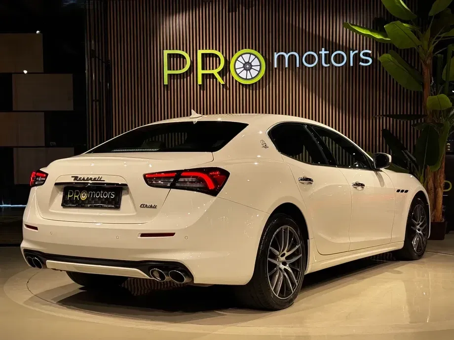 Maserati Ghibli — imagine 9
